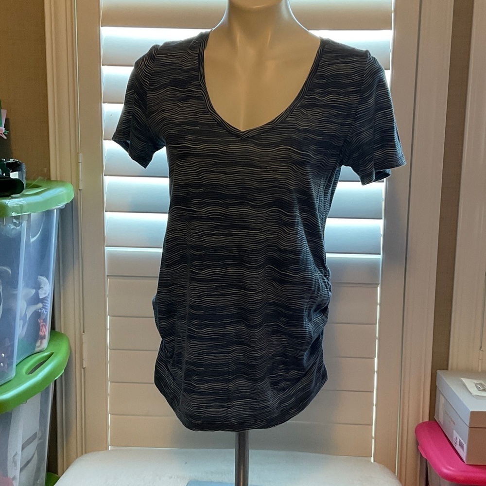 Old Navy Black and Gray Striped V-Neck Tee